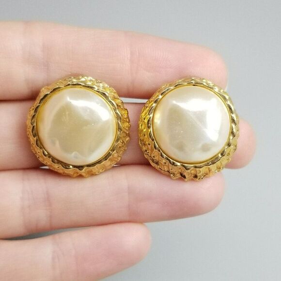 Vintage Sarah Coventry Faux Pearl and Gold Tone Stud Earrings, 80s Style, Estate - Picture 1 of 7